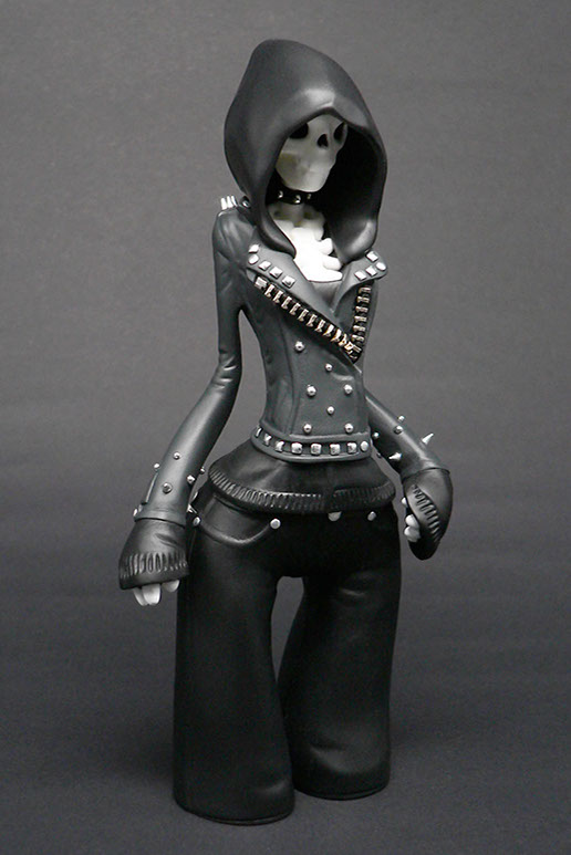 Obskure; SomeStrangeThings; Designer Toys; Toy Art; Barcelona; Strange Stuff; Some Strange Things; sculpt; Marcos Lorenzo; Goth; Punk; Barcelona