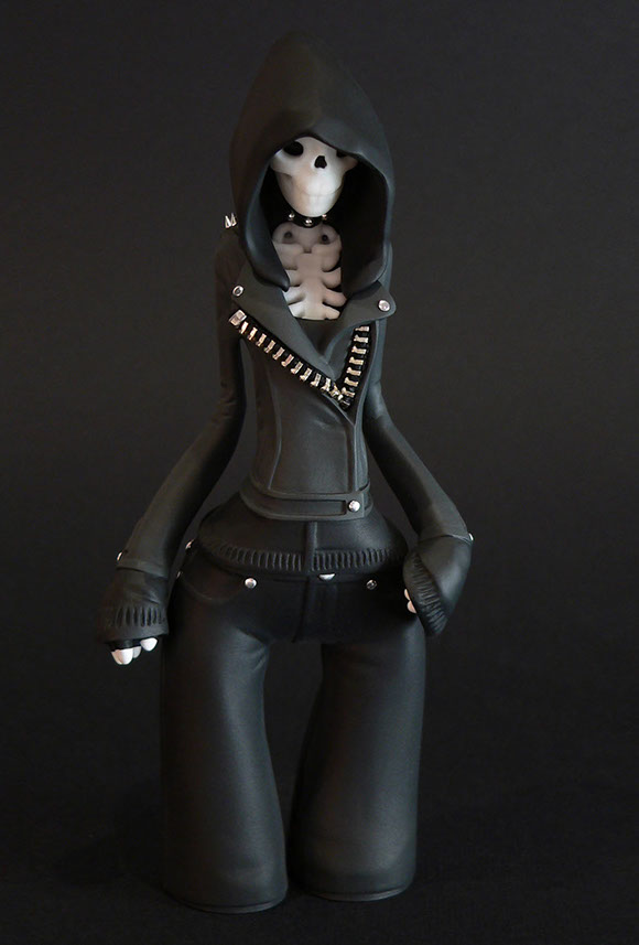 Obskure; SomeStrangeThings; Designer Toys; Toy Art; Barcelona; Strange Stuff; Some Strange Things; sculpt; Marcos Lorenzo; Goth; Punk; Barcelona