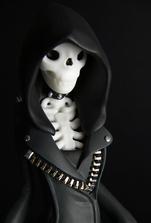 Obskure; SomeStrangeThings; Designer Toys; Toy Art; Barcelona; Strange Stuff; Some Strange Things; sculpt; Marcos Lorenzo; Goth; Punk; Barcelona