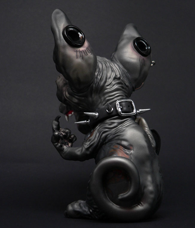 Sphynx; Maneki Neko;SomeStrangeThings; Designer Toys; Toy Art; Barcelona; Strange Stuff; Some Strange Things; sculpt; Marcos Lorenzo; Goth; Punk